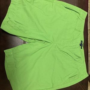 Gap Shorts Women’s Green Size 10